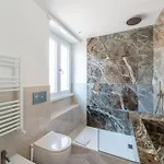 Victoria 4*